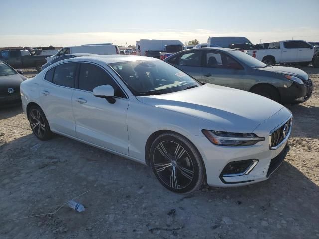 2022 Volvo S60 B5 Inscription