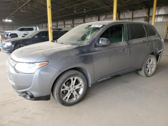 2014 Mitsubishi Outlander SE