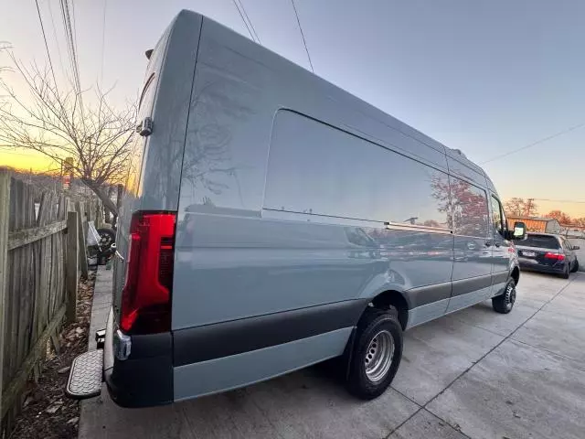 2022 Mercedes-Benz Sprinter 3500