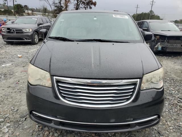 2013 Chrysler Town & Country Touring