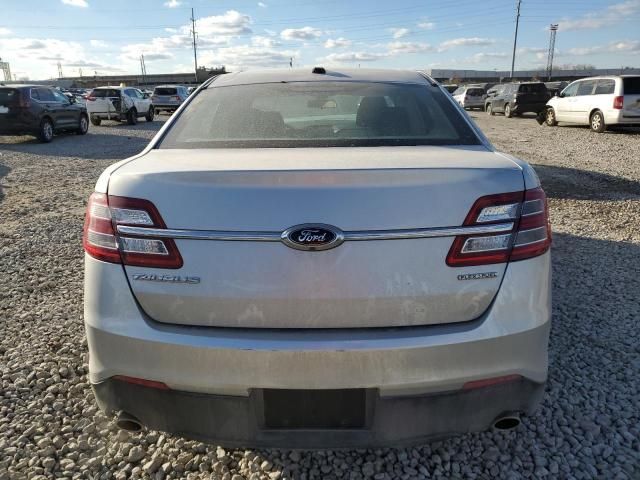 2016 Ford Taurus SE