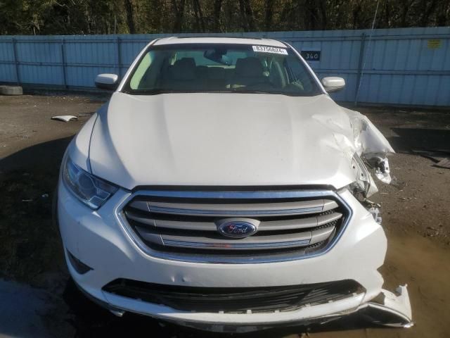 2016 Ford Taurus SEL