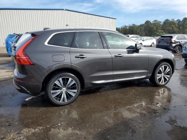 2022 Volvo XC60 B5 Inscription