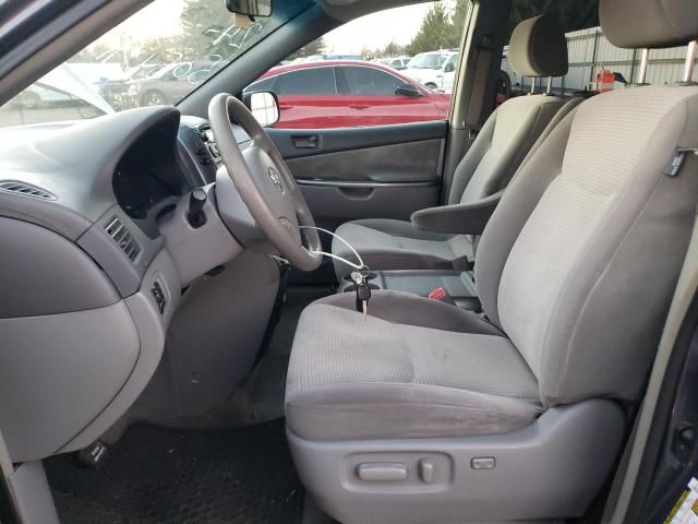 2007 Toyota Sienna CE