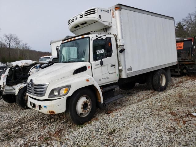 2005 Hino Hino 268