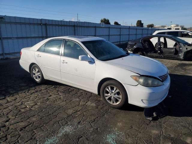 2005 Toyota Camry LE