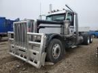 2013 Peterbilt 385 Glider