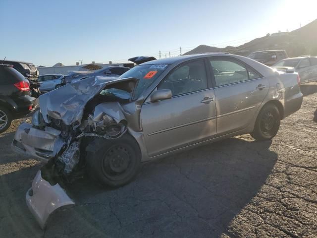 2004 Toyota Camry LE