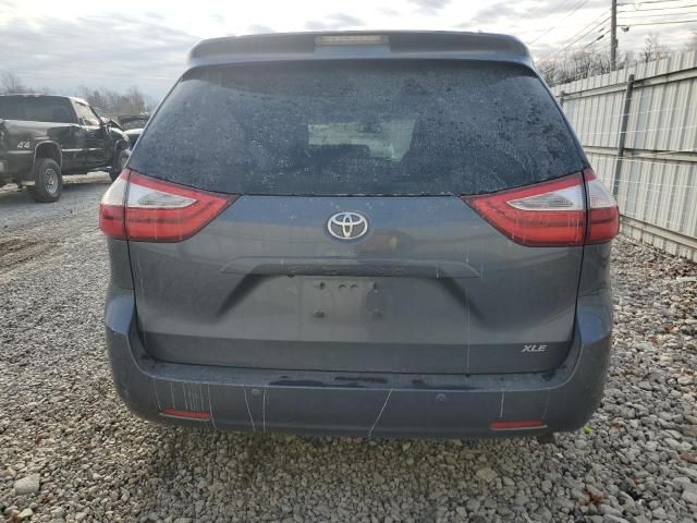 2015 Toyota Sienna XLE