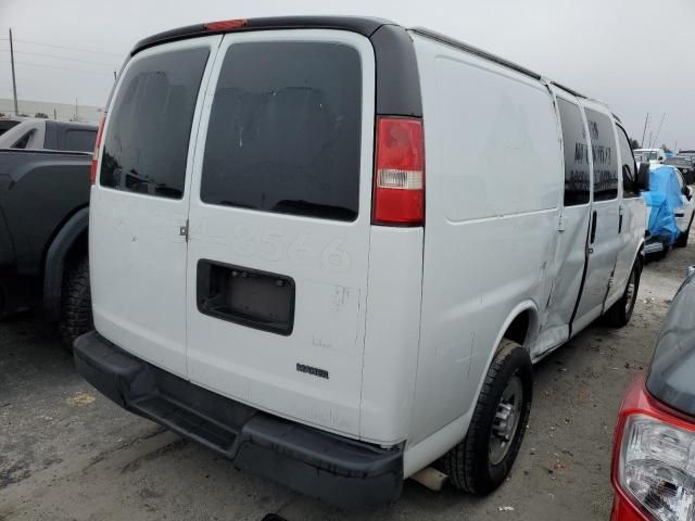 2016 Chevrolet Express G2500