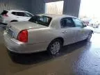 2004 Lincoln Town Car Ultimate