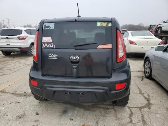 2013 KIA Soul +