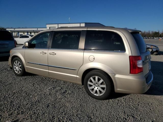 2013 Chrysler Town & Country Touring