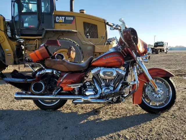 2010 Harley-Davidson FLHTCUSE5