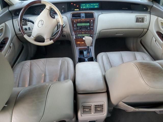 2004 Toyota Avalon XL