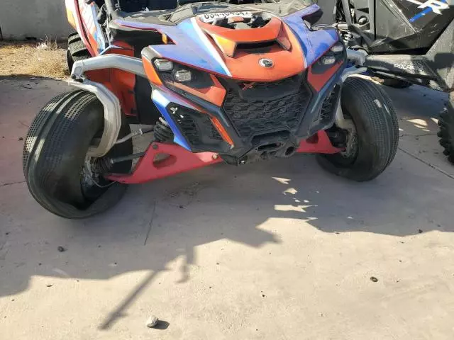 2024 Can-Am Maverick R X