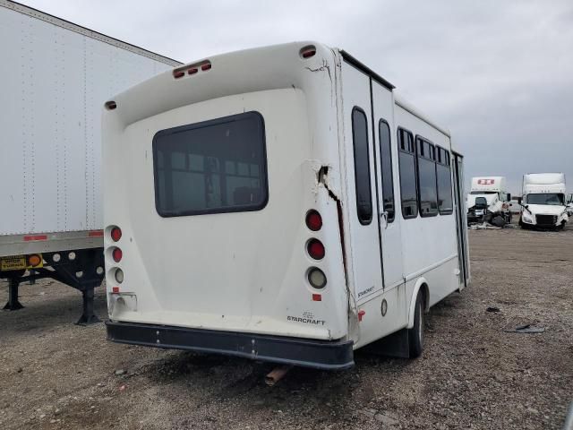 2017 Ford Econoline E350 Super Duty Cutaway Van