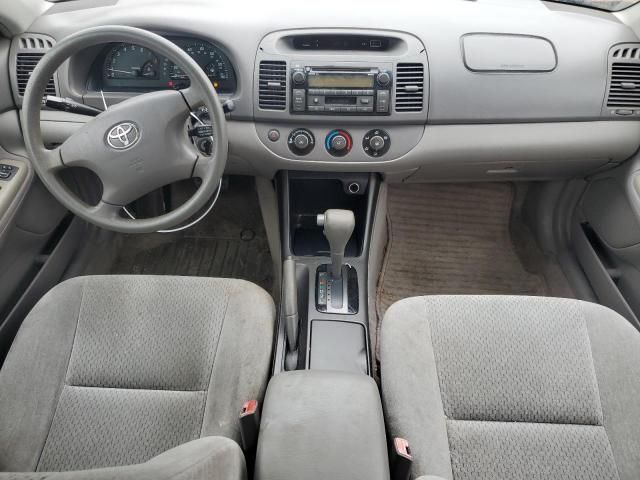 2004 Toyota Camry LE