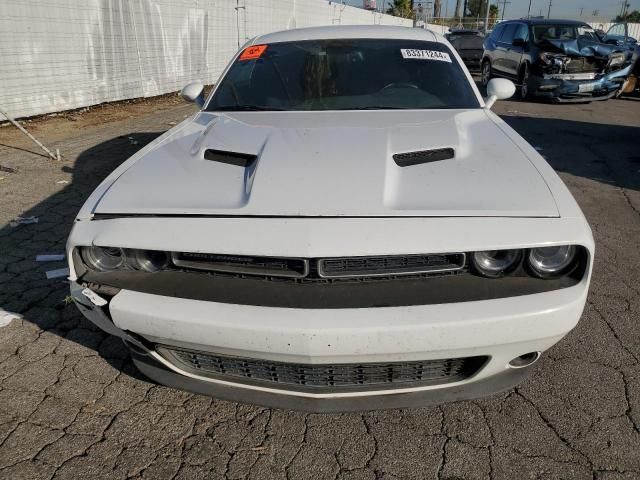 2016 Dodge Challenger SXT