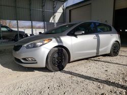 KIA Vehiculos salvage en venta: 2016 KIA Forte LX