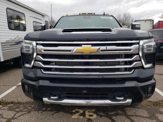 2024 Chevrolet Silverado K3500 High Country