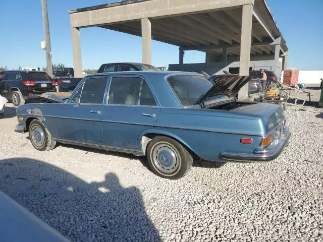 1972 Mercedes-Benz 280SE