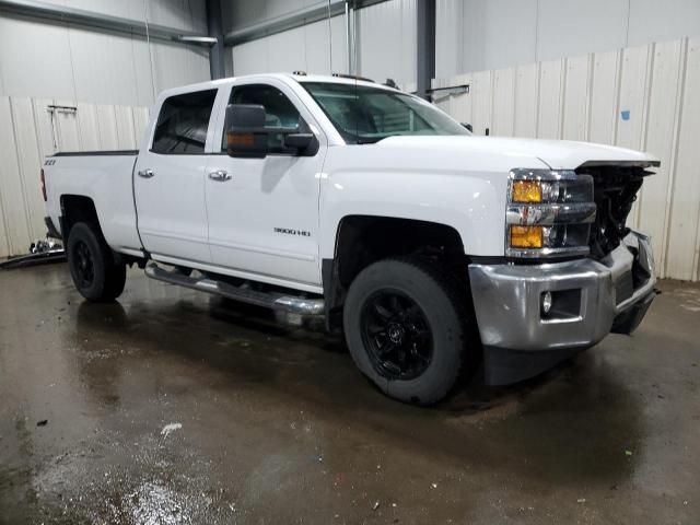 2019 Chevrolet Silverado K3500 LT