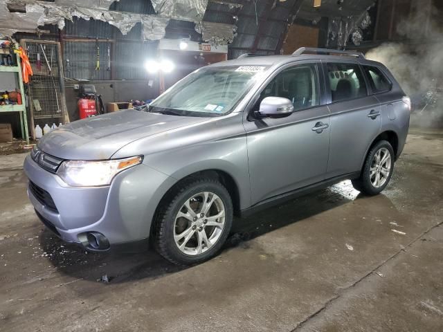 2014 Mitsubishi Outlander SE