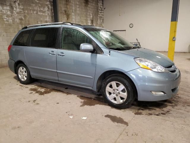 2008 Toyota Sienna XLE