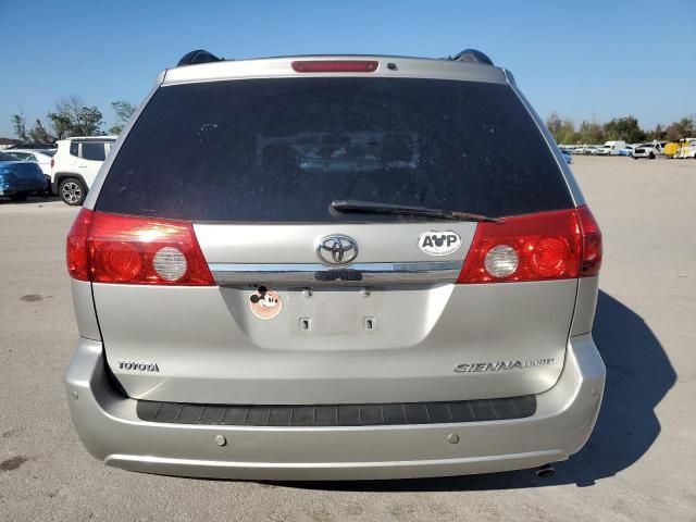 2008 Toyota Sienna XLE