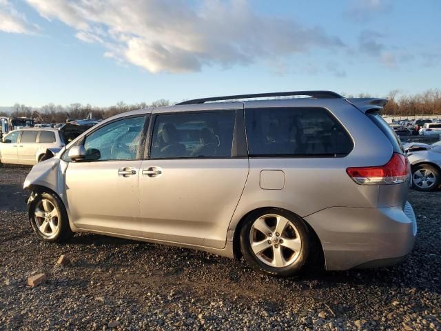 2012 Toyota Sienna LE