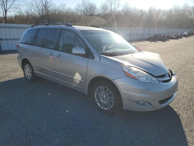 2008 Toyota Sienna XLE