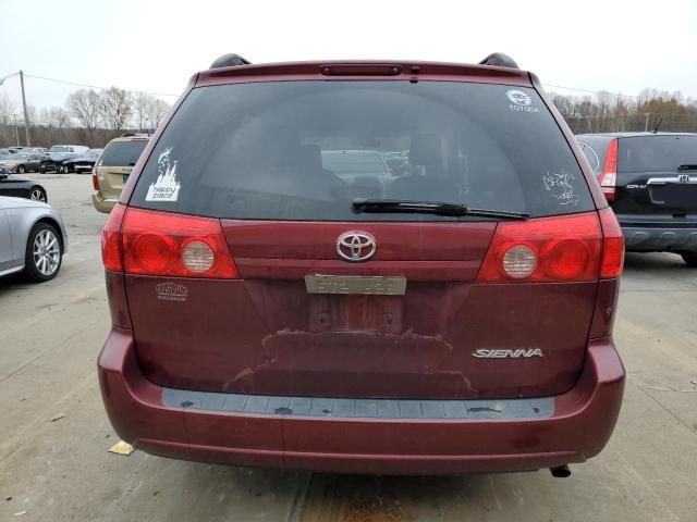 2009 Toyota Sienna CE