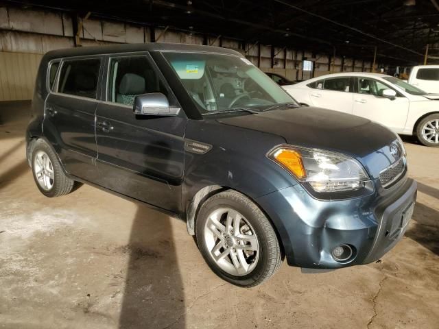 2011 KIA Soul +