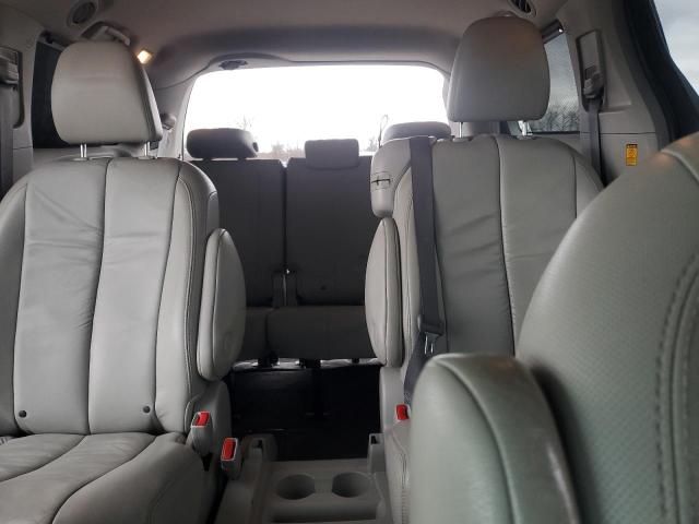 2011 Toyota Sienna XLE