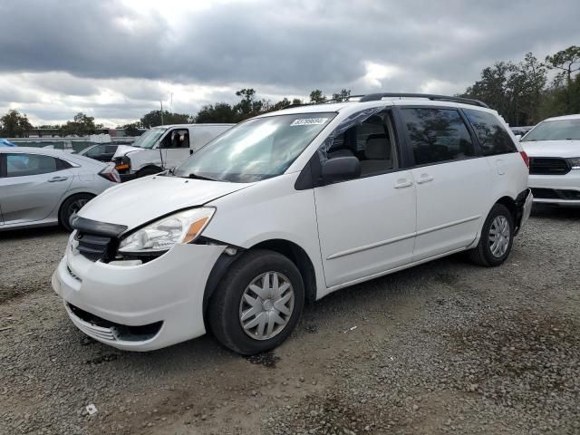 2004 Toyota Sienna CE