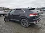 2022 Volkswagen Atlas Cross Sport SEL R-Line