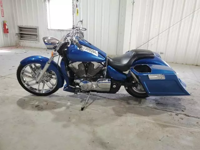 2004 Honda VTX1300 C