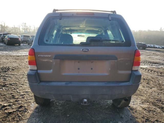 2004 Ford Escape XLS