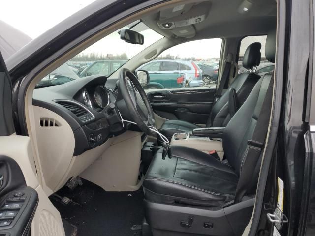 2014 Chrysler Town & Country Touring