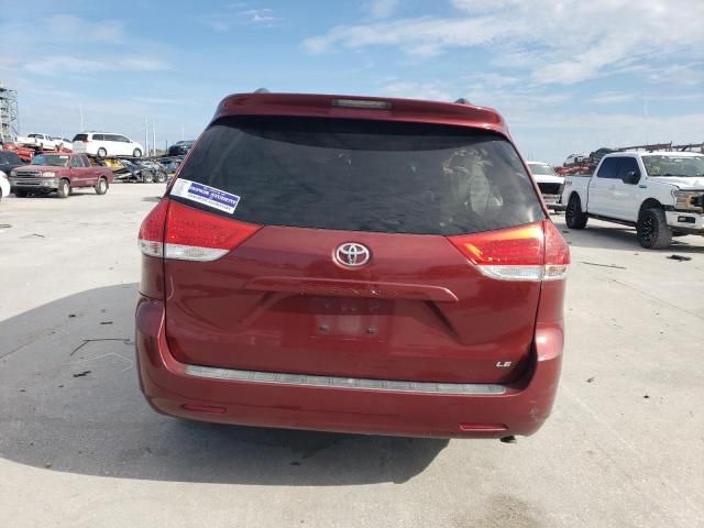 2011 Toyota Sienna LE