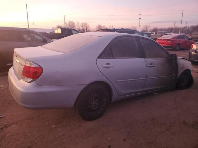 2005 Toyota Camry LE