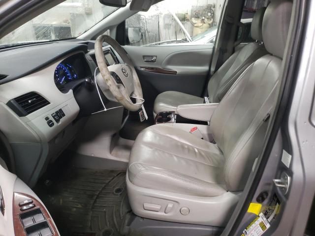 2013 Toyota Sienna XLE