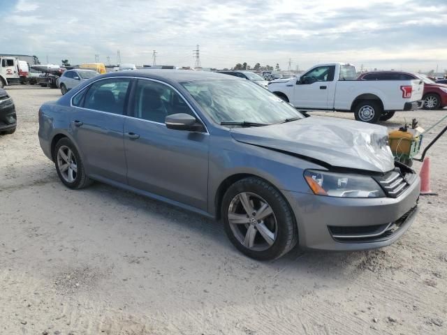 2013 Volkswagen Passat SE