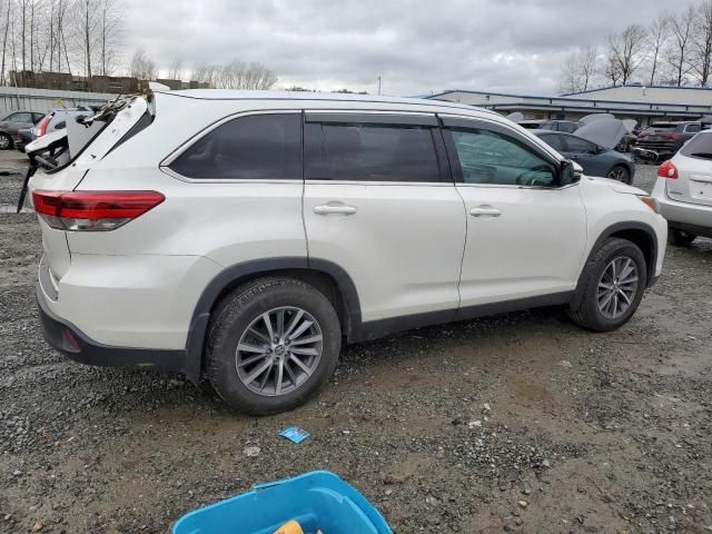 2019 Toyota Highlander SE