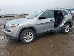 Jeep Cherokee Latitude Vehiculos salvage en venta: 2015 Jeep Cherokee Latitude