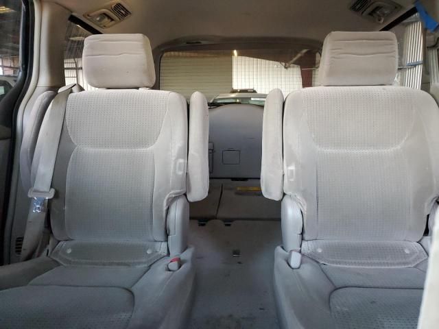 2006 Toyota Sienna CE