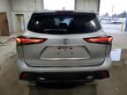 2021 Toyota Highlander L