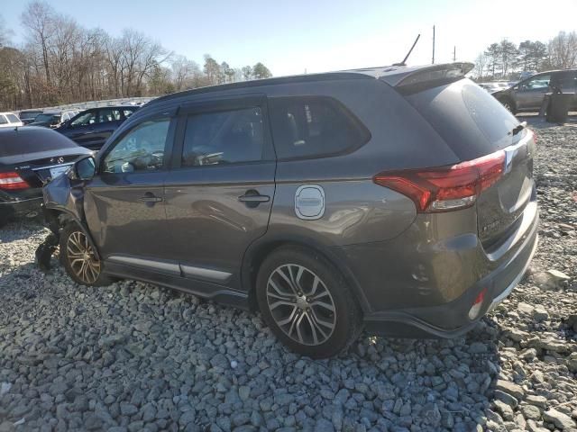 2016 Mitsubishi Outlander SE