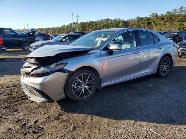 2024 Toyota Camry SE Night Shade